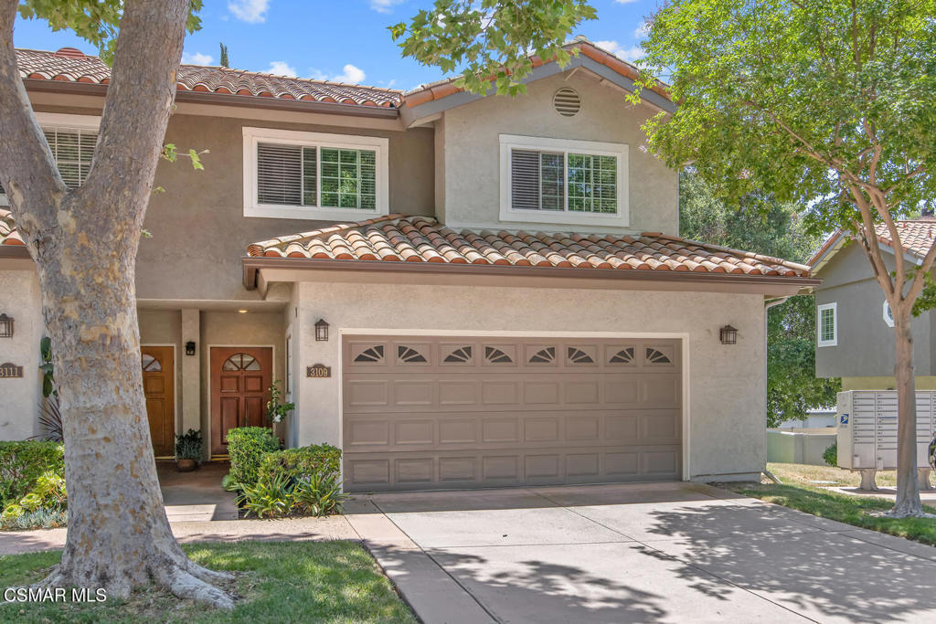 3109 E Hillcrest Drive