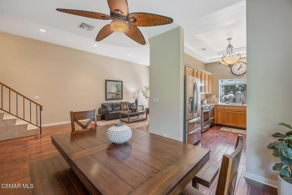 3109 E Hillcrest Drive