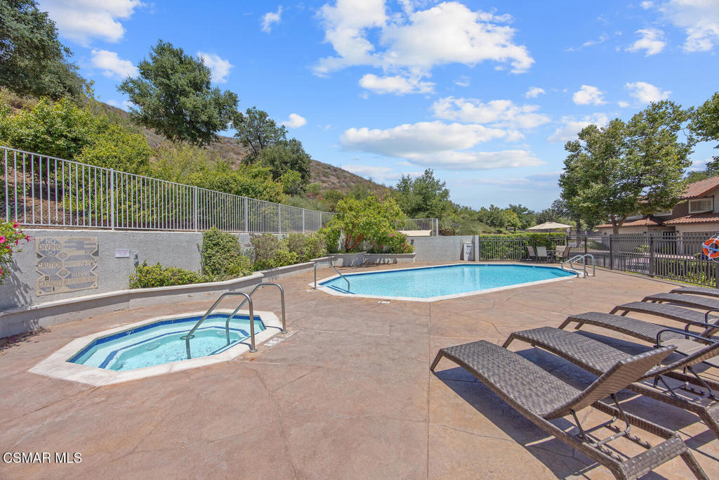 3109 E Hillcrest Drive