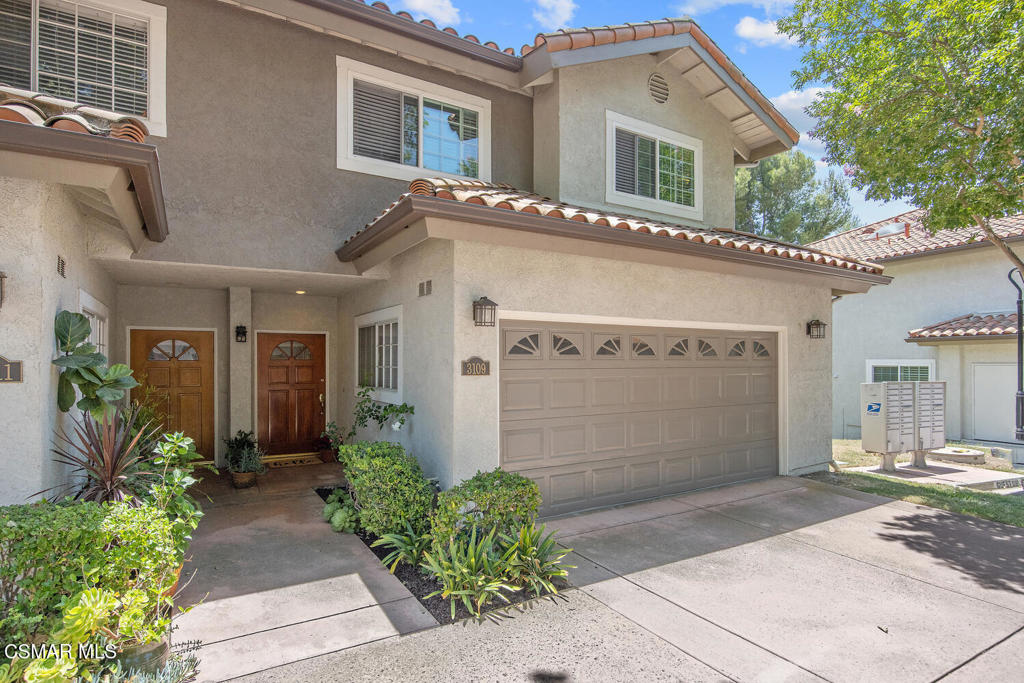 3109 E Hillcrest Drive