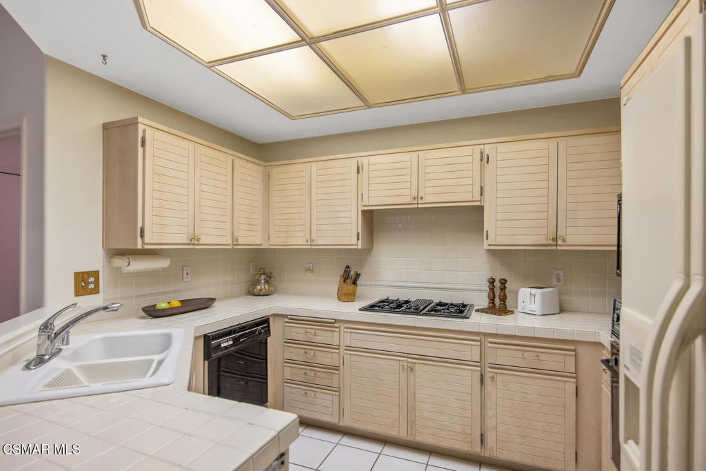 5614 Roundtree Place