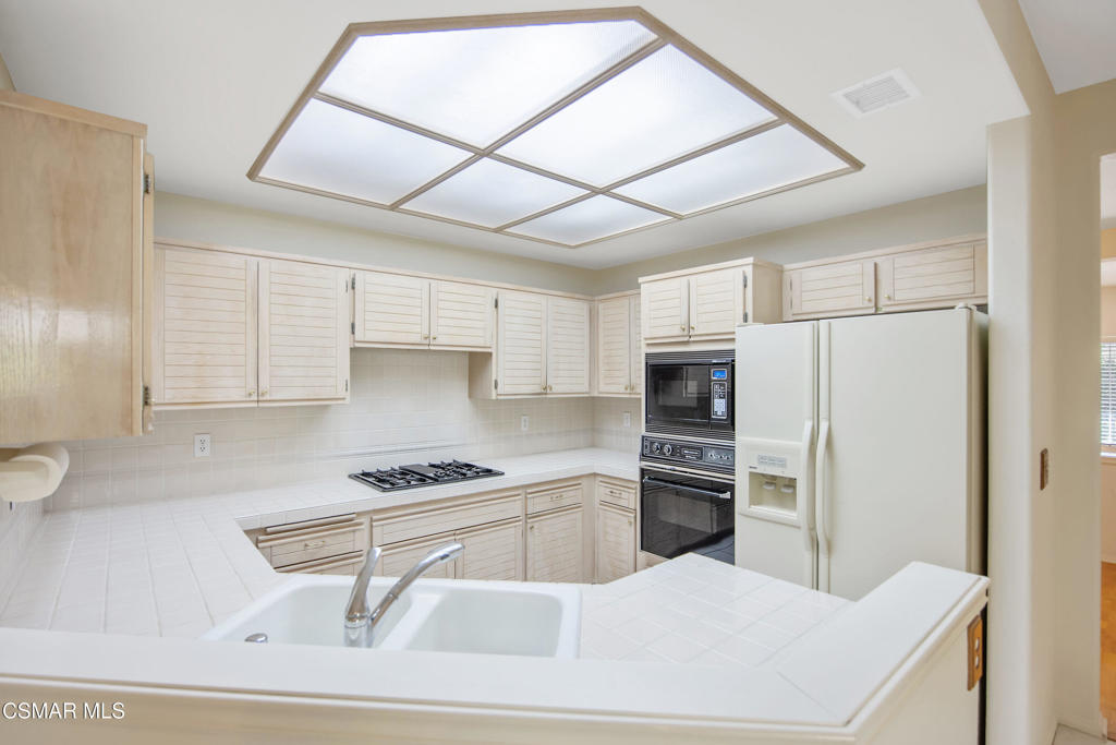 5614 Roundtree Place