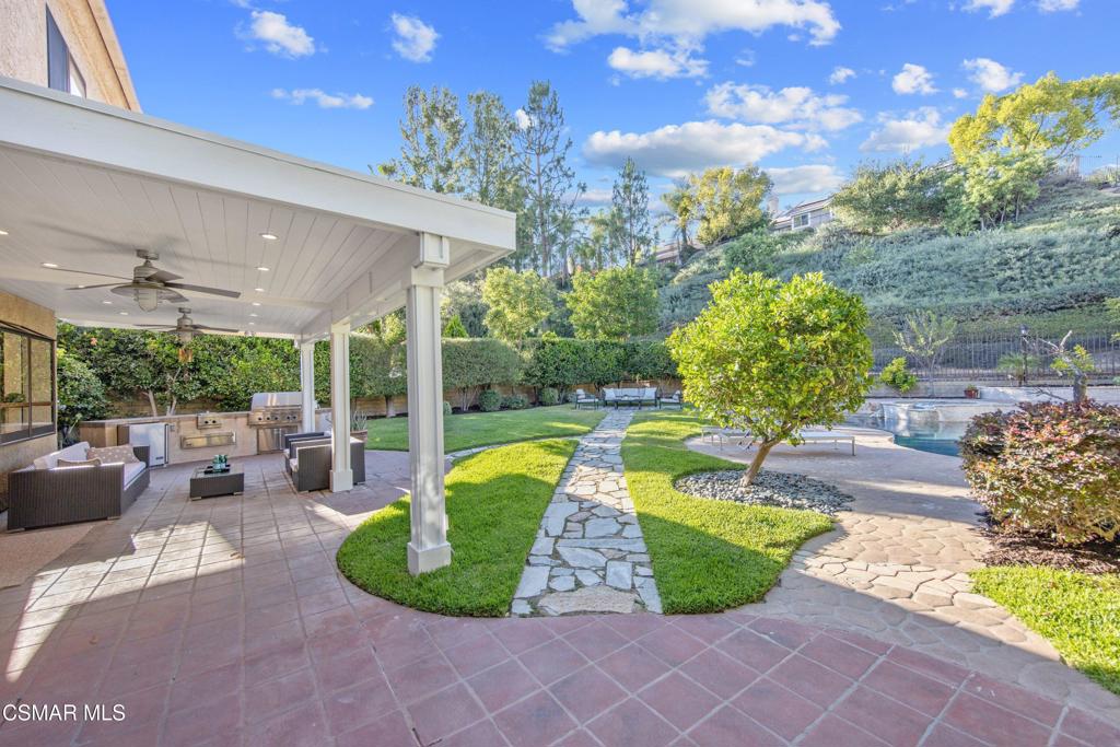 5828 Saint Laurent Drive