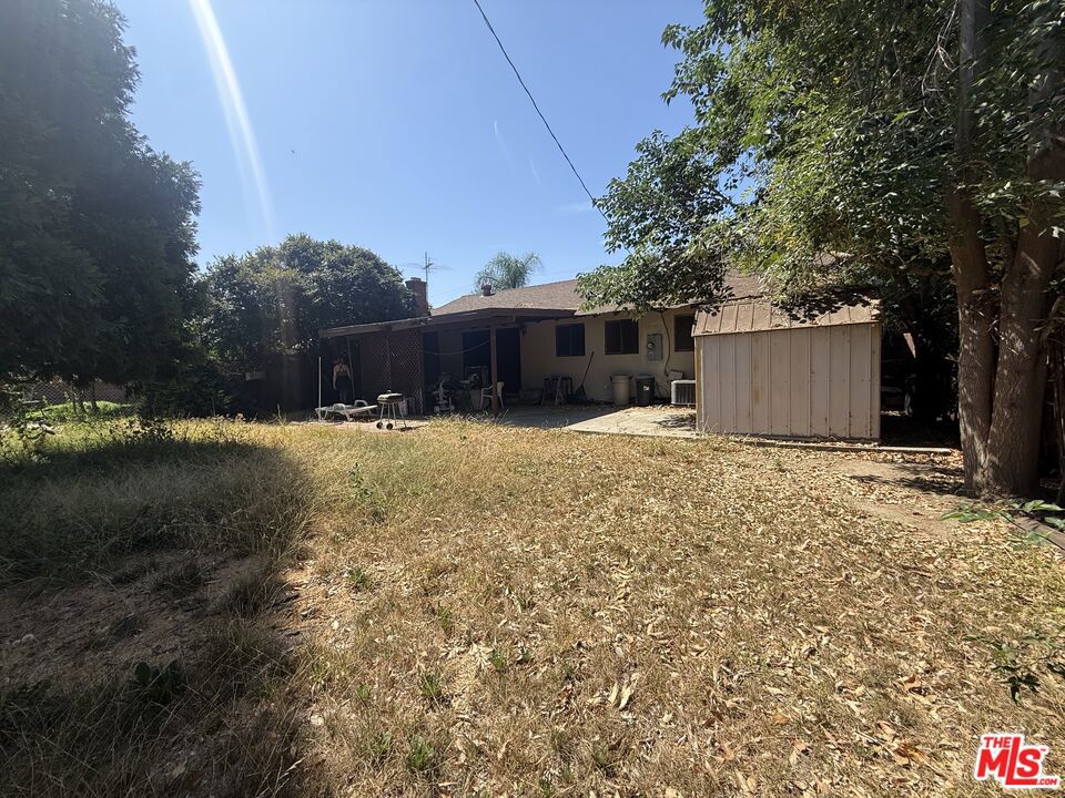15517 Three Palms Street