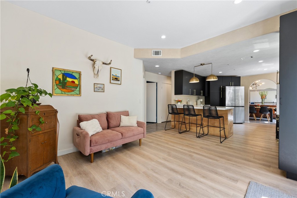 13646 1/2 Dronfield Avenue