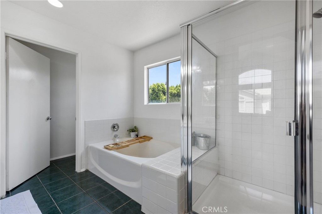 13646 1/2 Dronfield Avenue