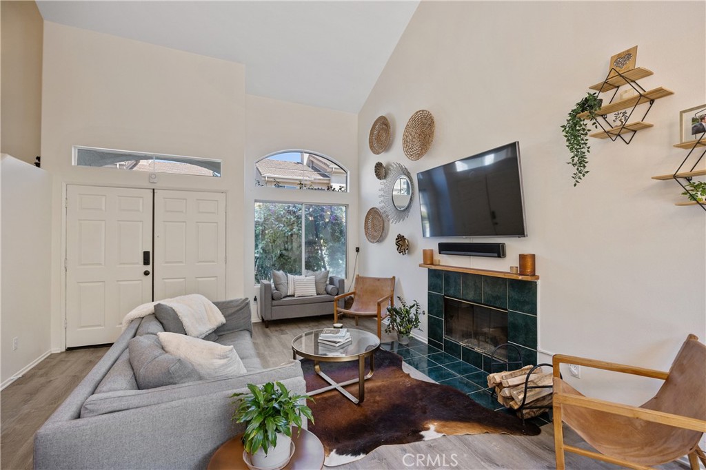13646 1/2 Dronfield Avenue