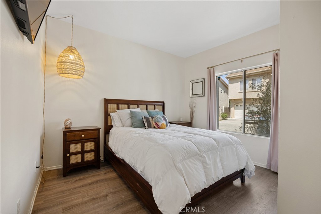 13646 1/2 Dronfield Avenue