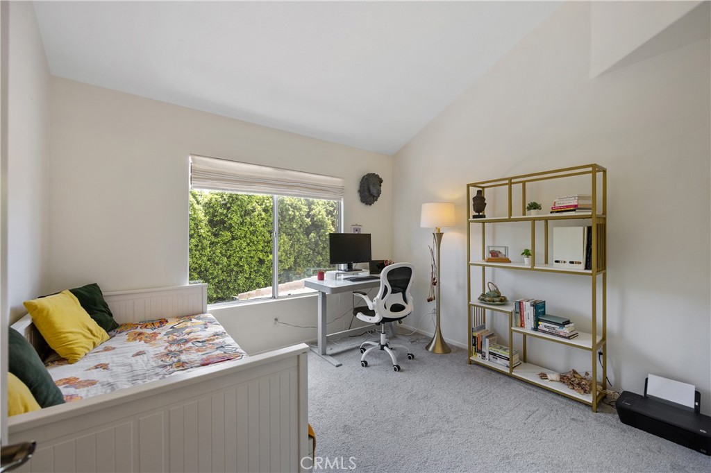 13646 1/2 Dronfield Avenue