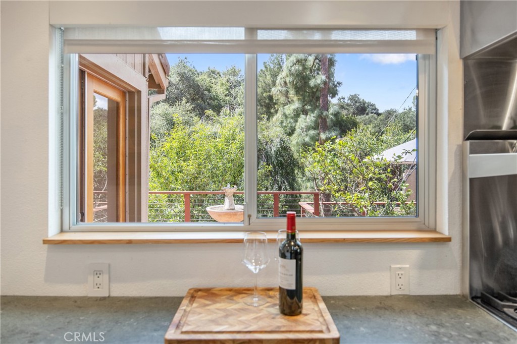 4109 Empis Street