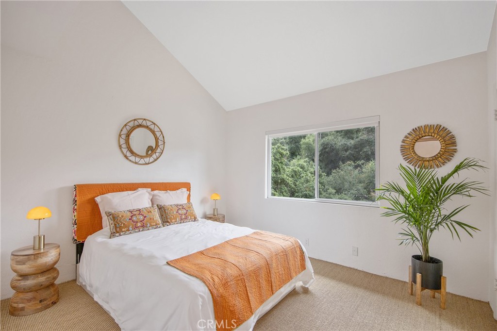 4109 Empis Street