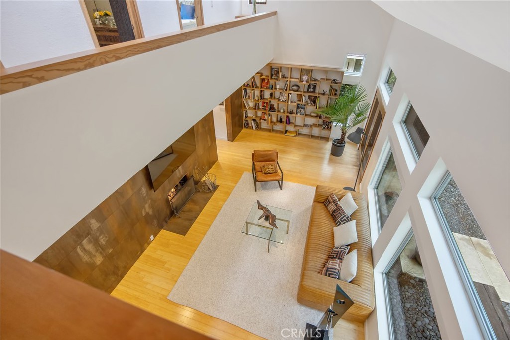 4109 Empis Street