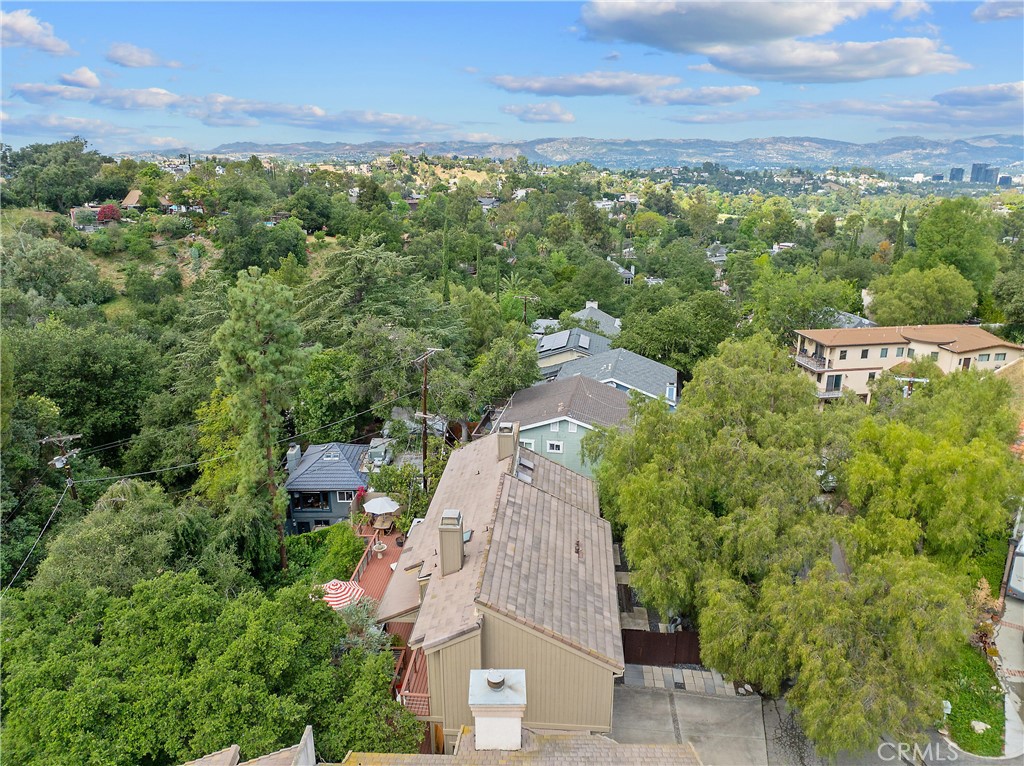 4109 Empis Street