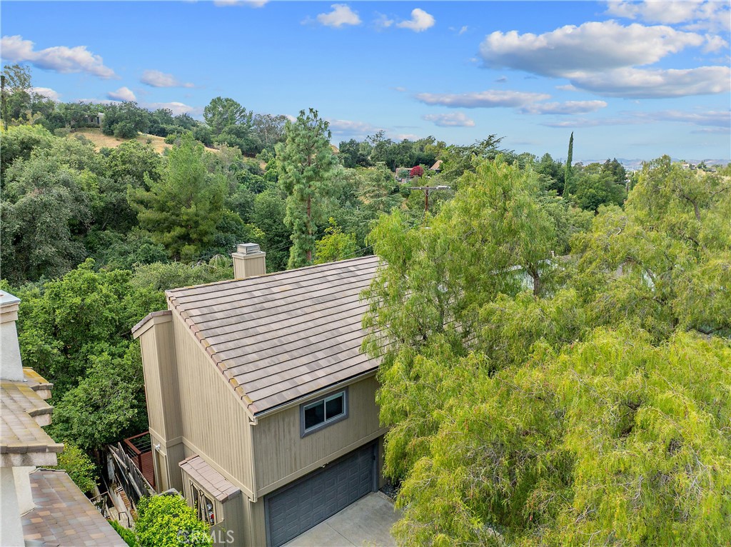 4109 Empis Street