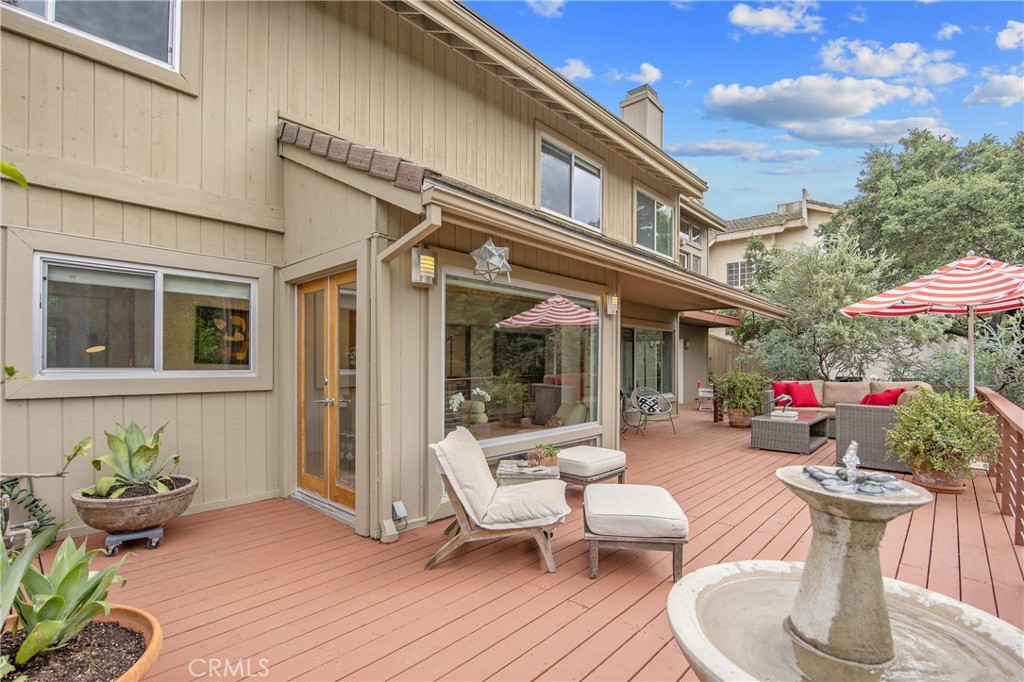 4109 Empis Street