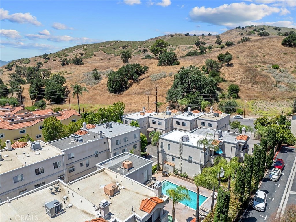 5340 Las Virgenes Road 4