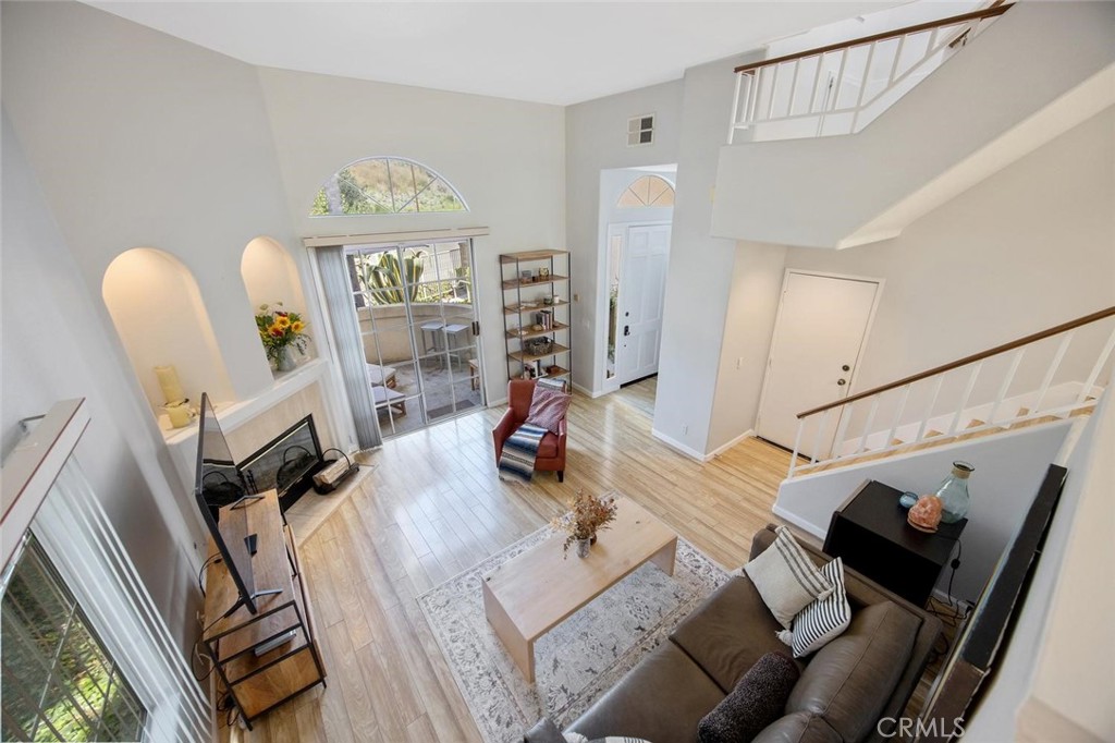 5340 Las Virgenes Road 4