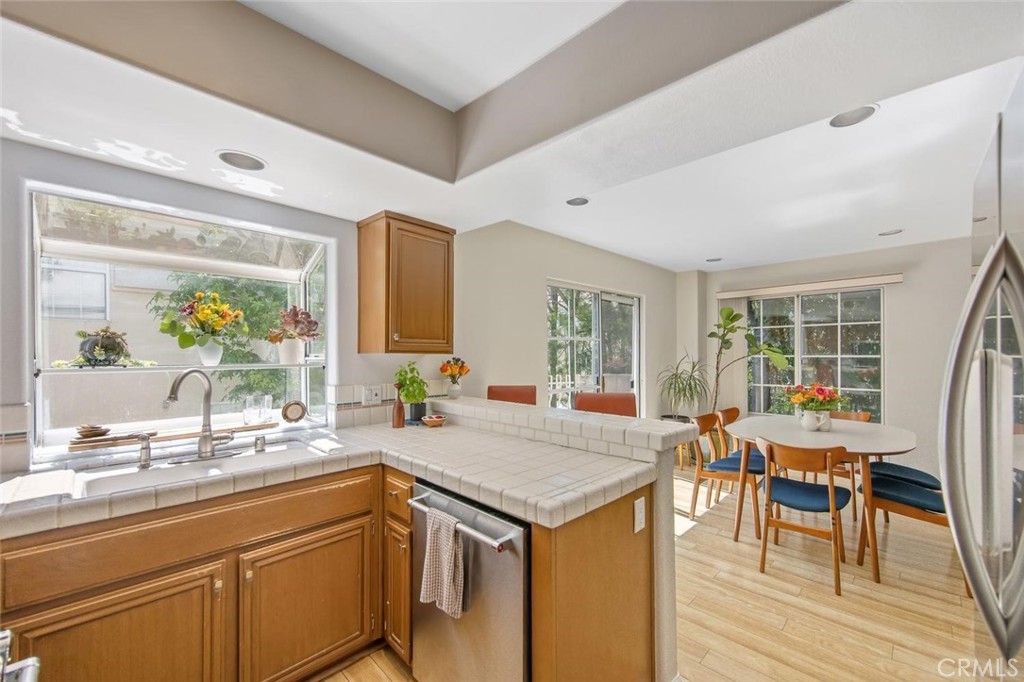 5340 Las Virgenes Road 4