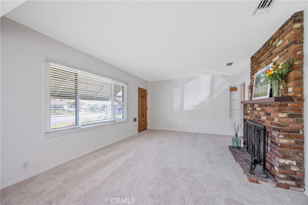 213 E Floral Avenue