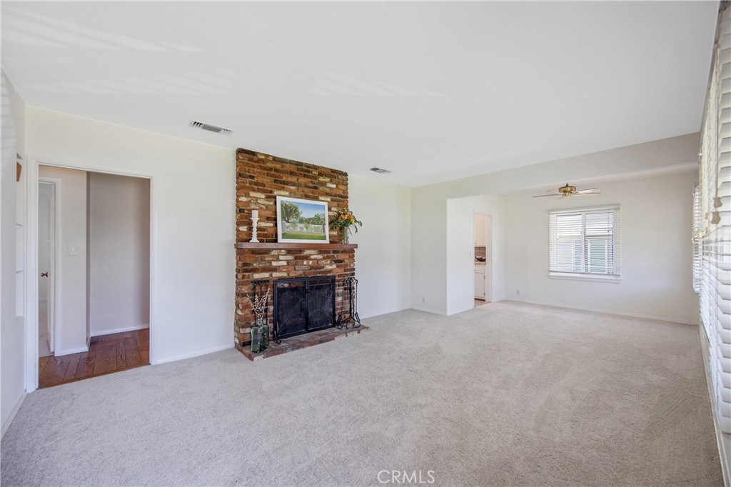 213 E Floral Avenue