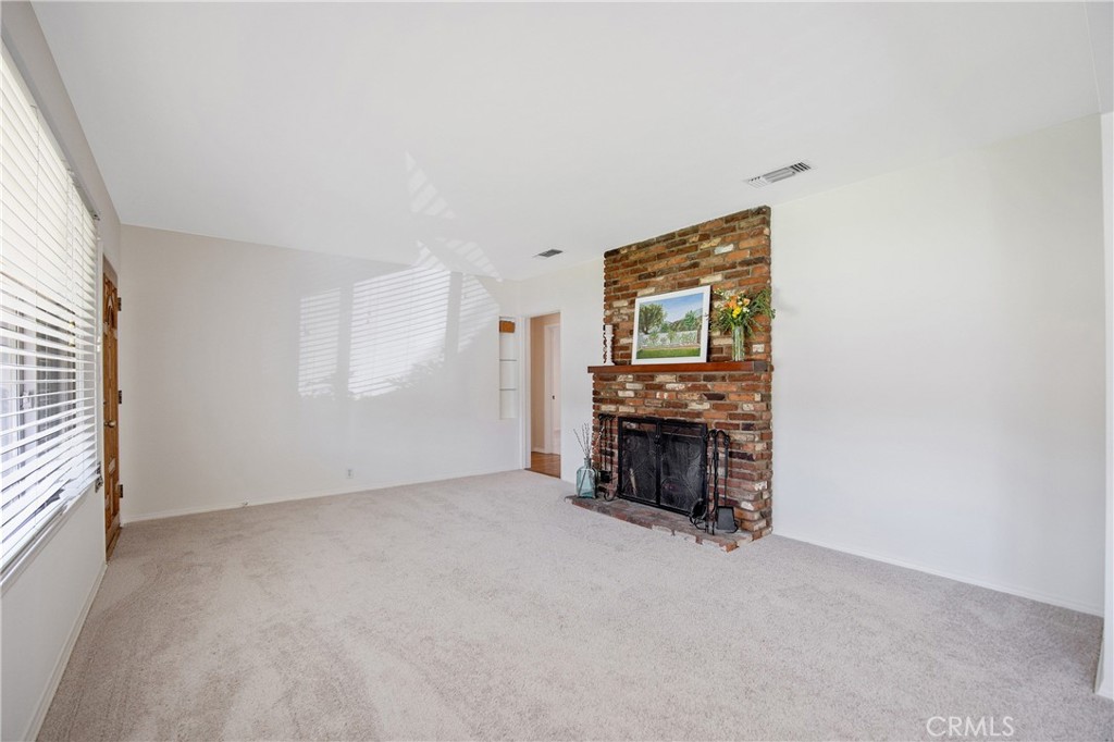 213 E Floral Avenue