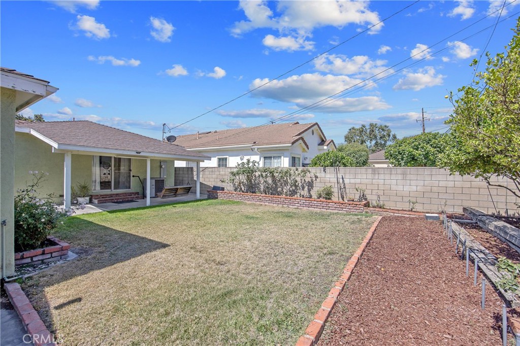 213 E Floral Avenue