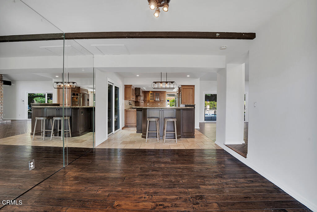 26 N Greenmeadow Avenue