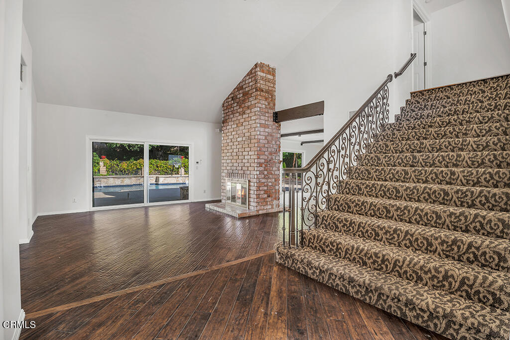 26 N Greenmeadow Avenue