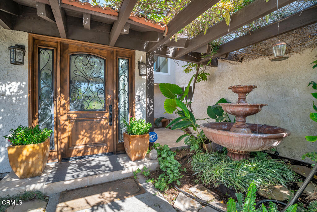 26 N Greenmeadow Avenue