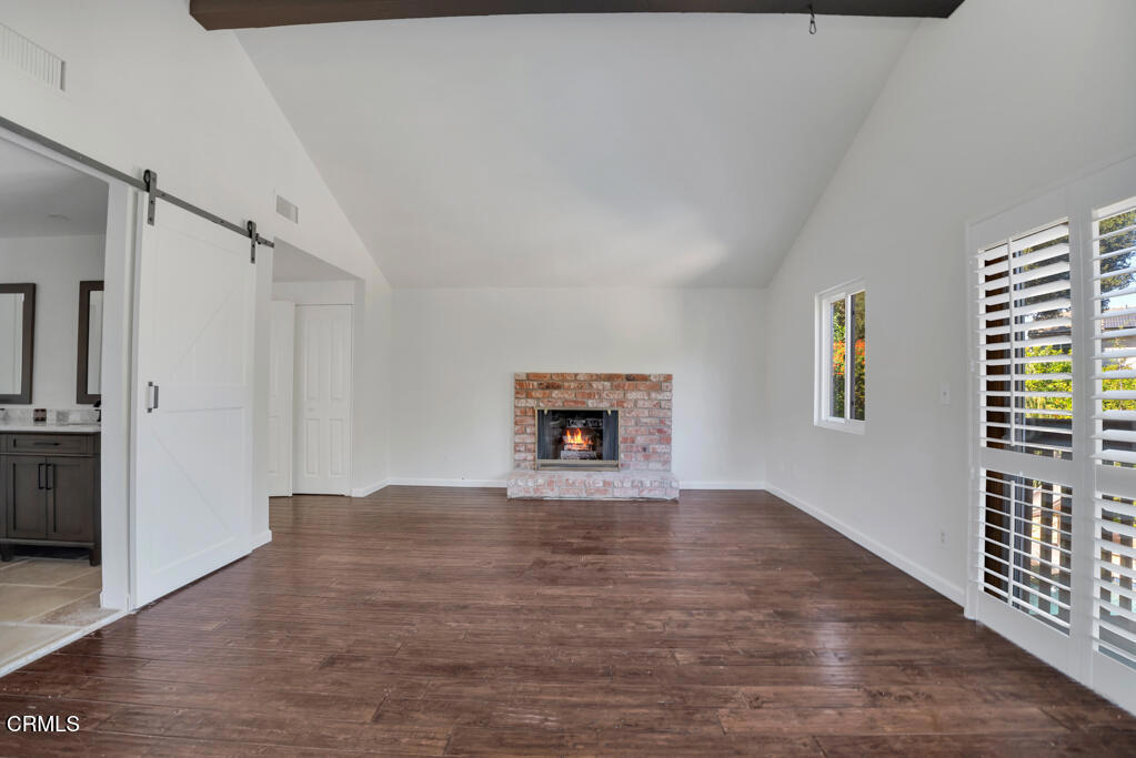 26 N Greenmeadow Avenue