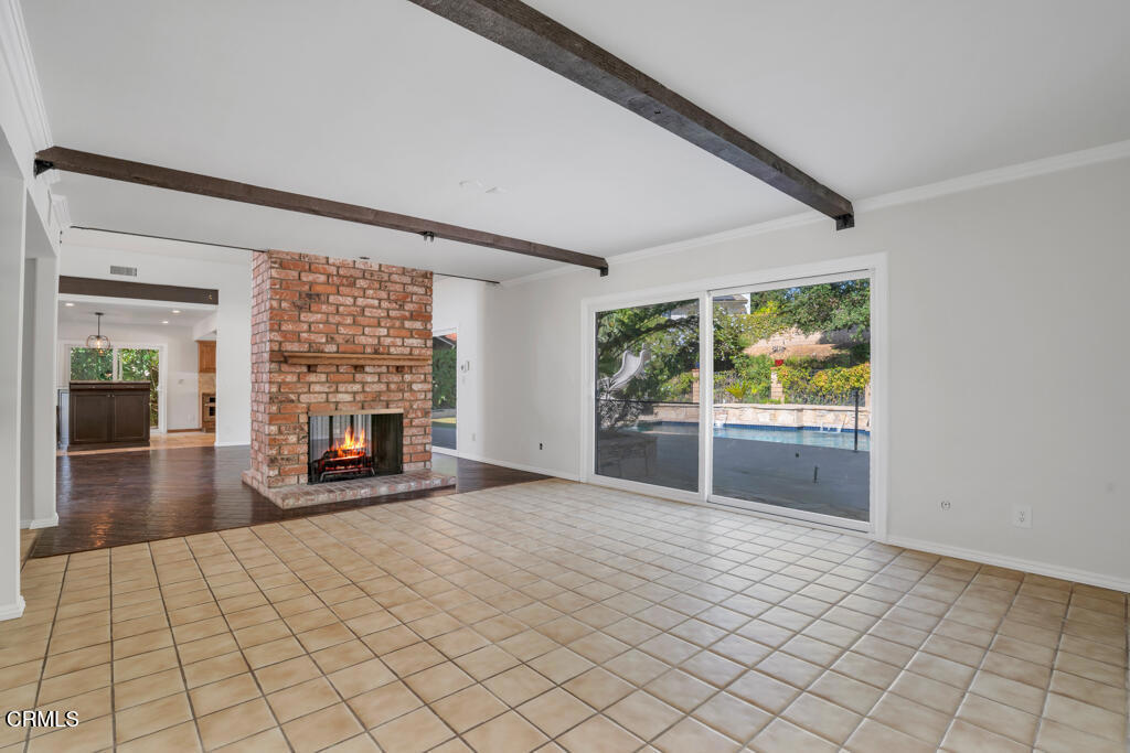 26 N Greenmeadow Avenue