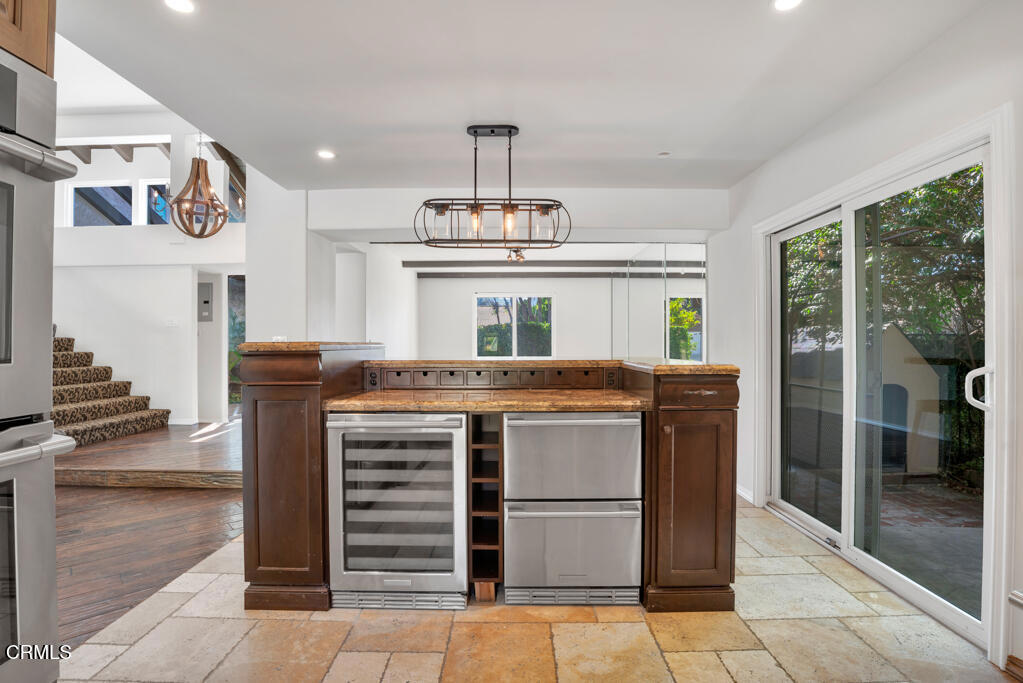 26 N Greenmeadow Avenue