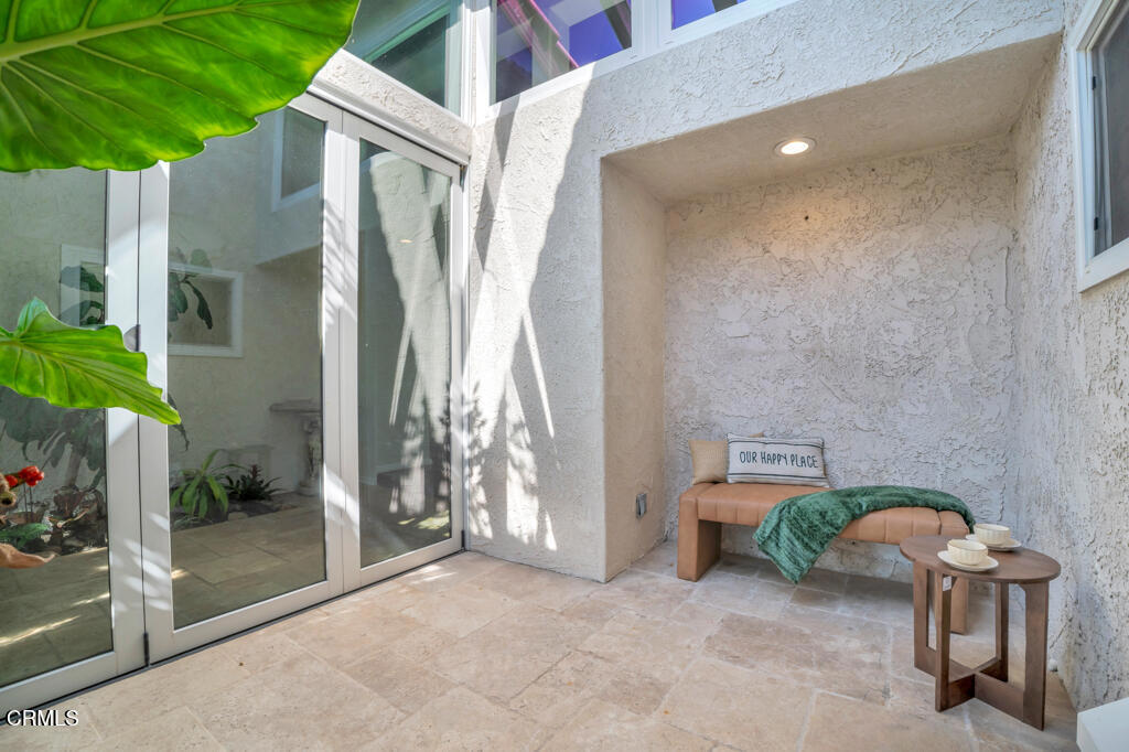 26 N Greenmeadow Avenue