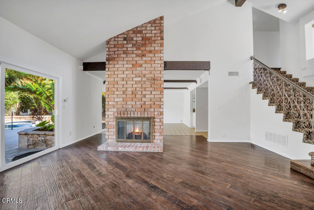 26 N Greenmeadow Avenue