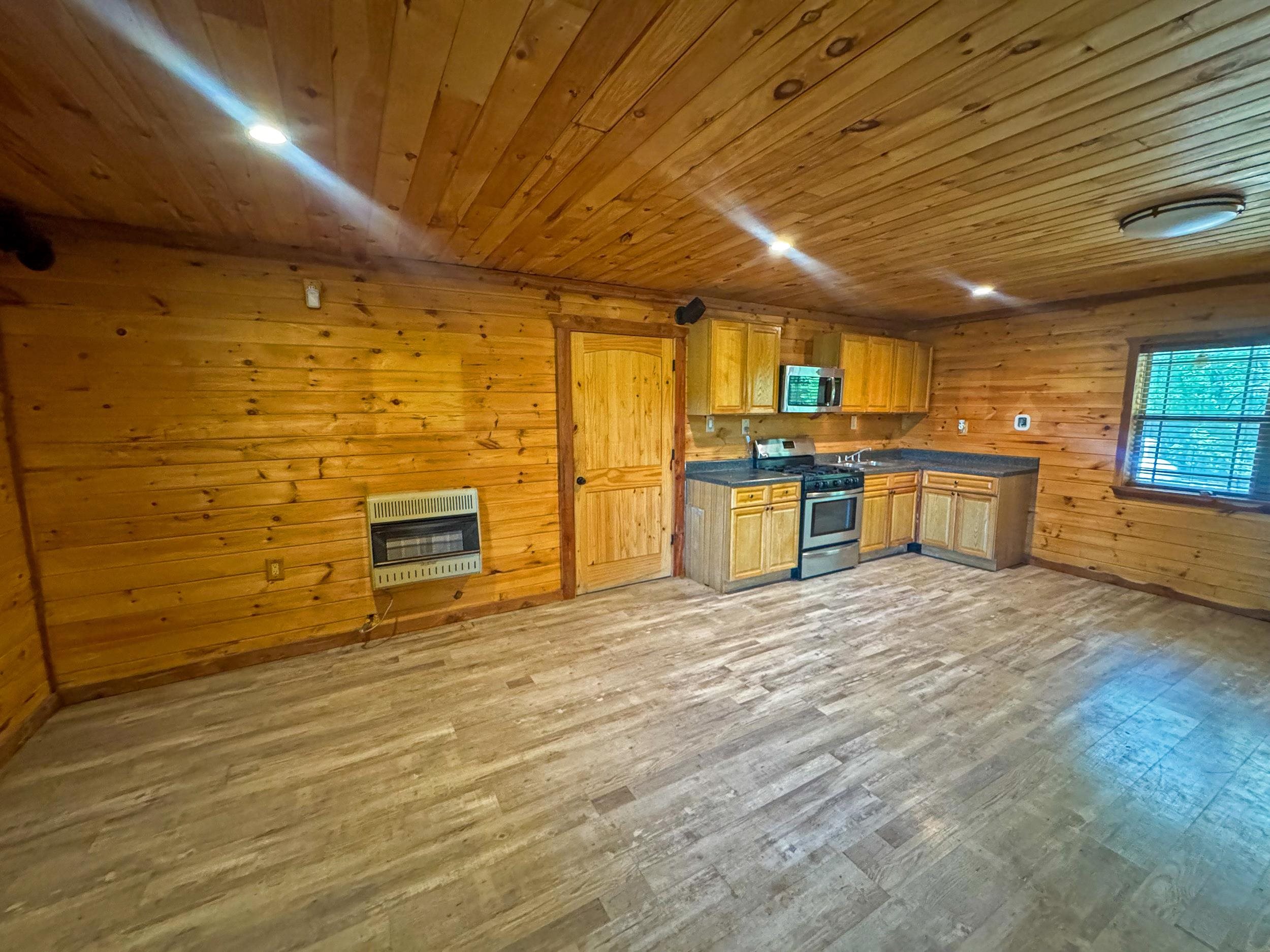 7348 Highway 62 E