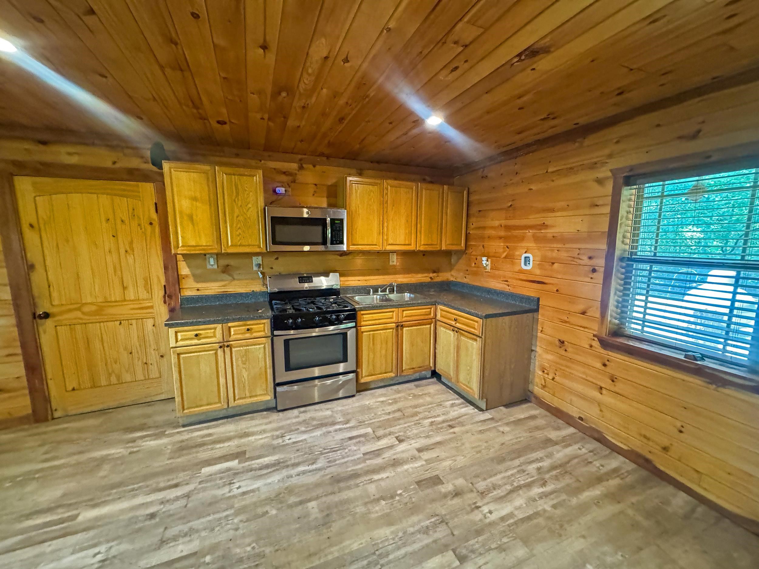 7348 Highway 62 E