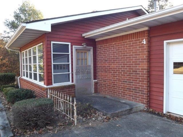 4 Menominee Drive