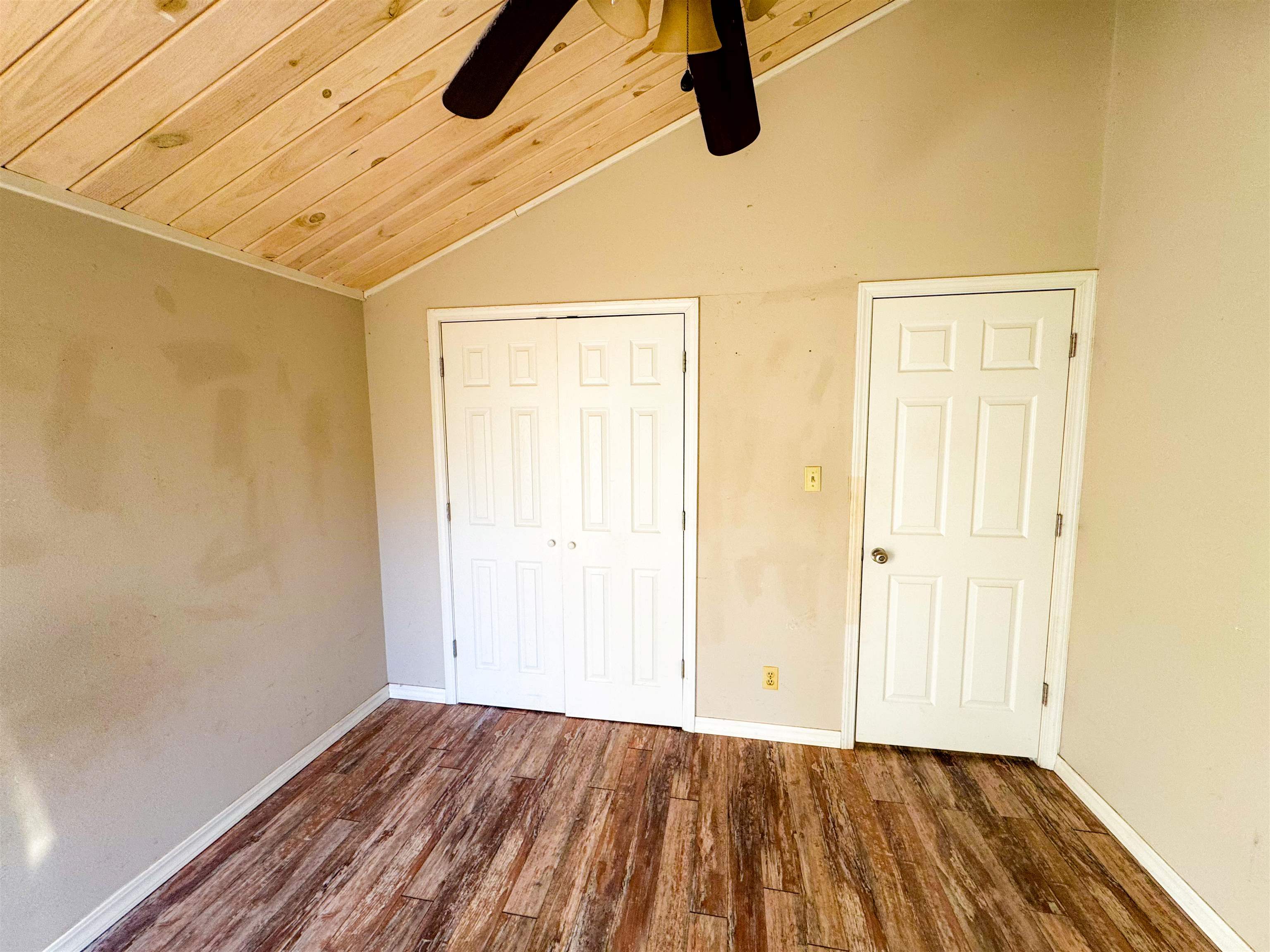 14 Cherokee Road