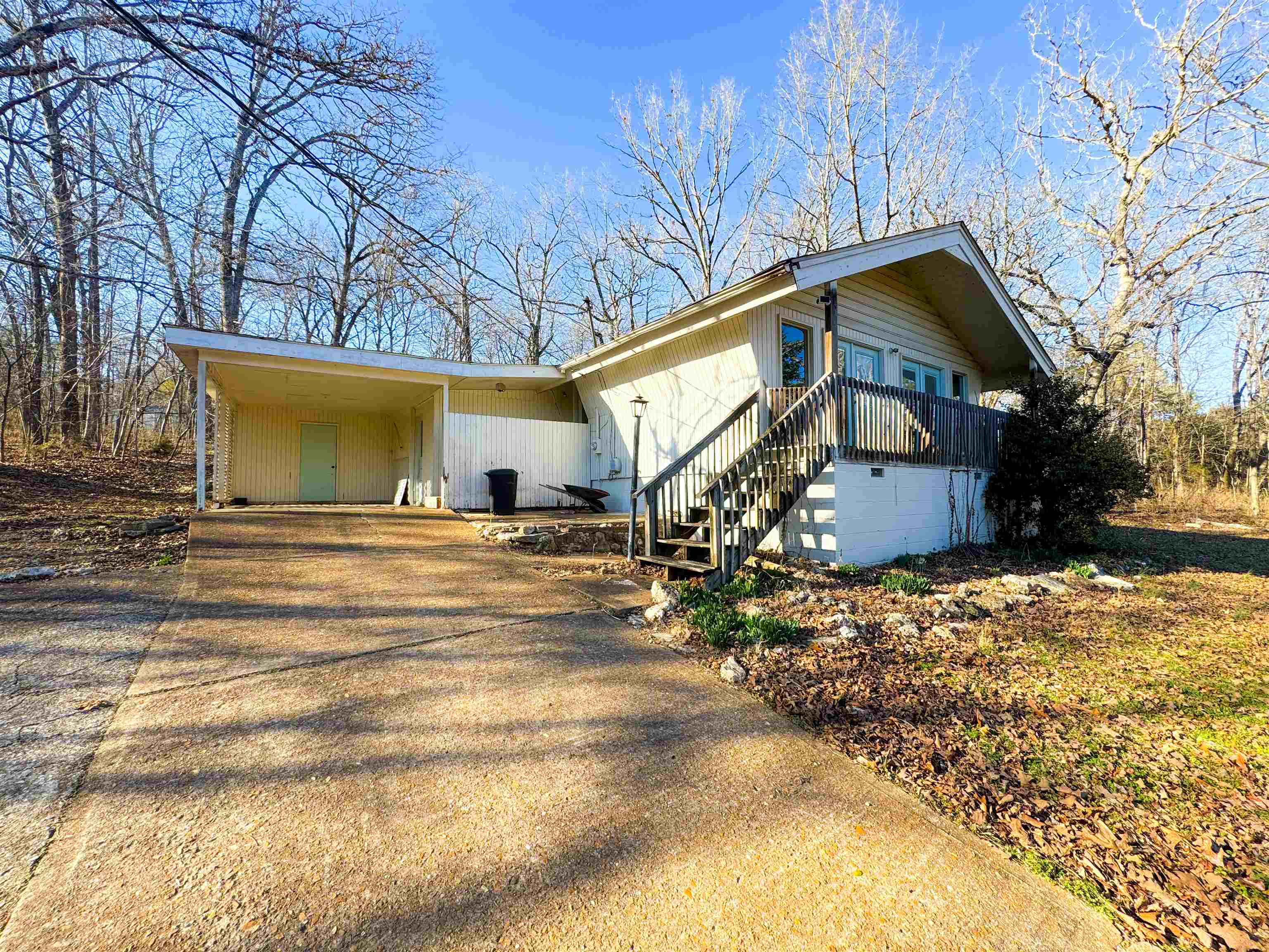 14 Cherokee Road