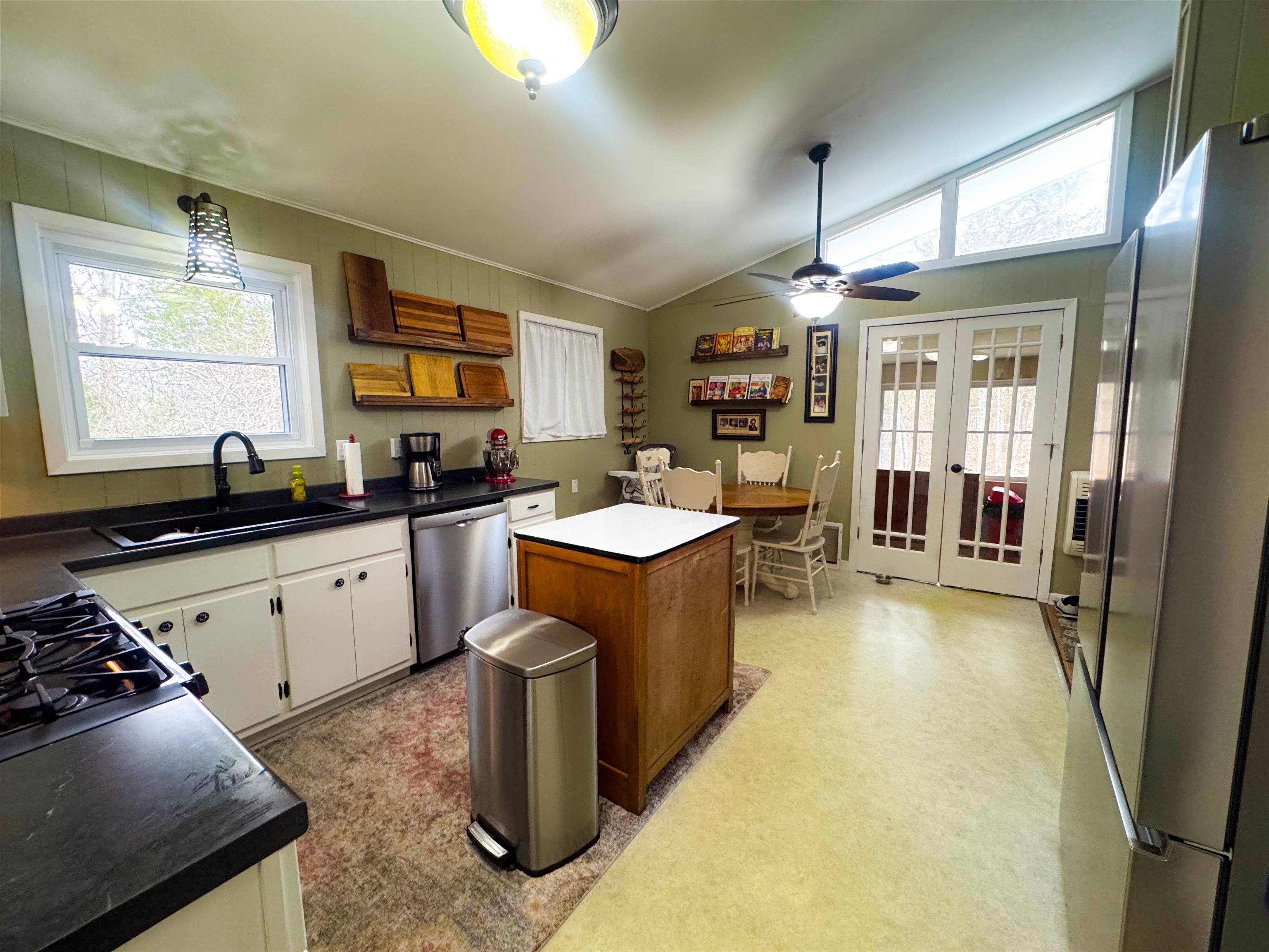 9 Pagosa Drive