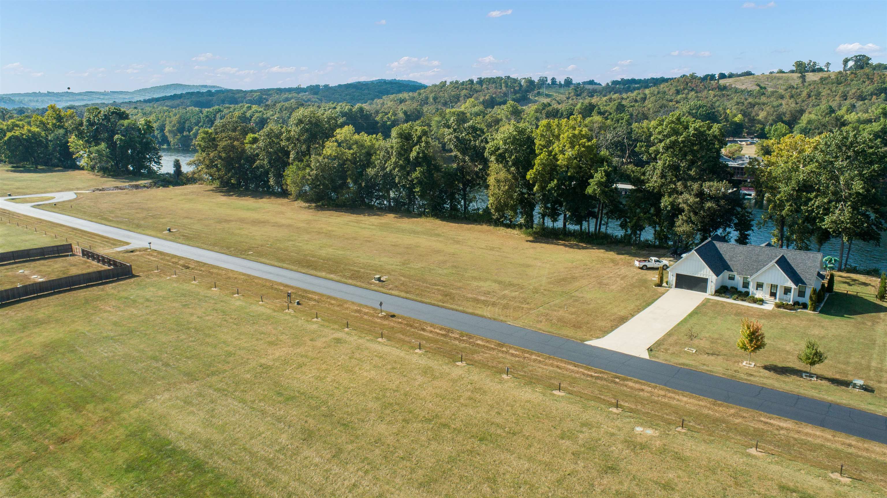 #43 Cane Island Road