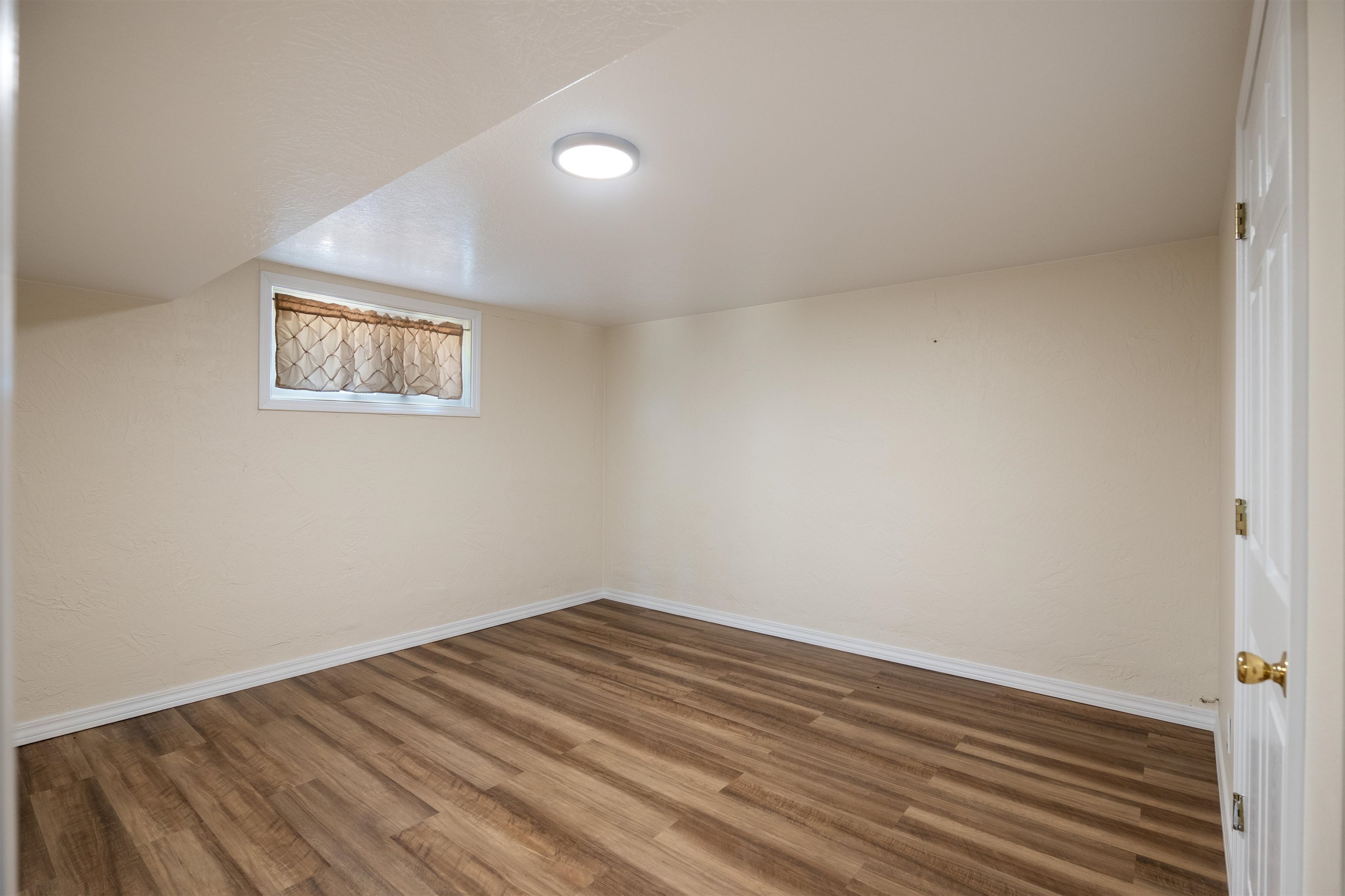 3555 Highway 167