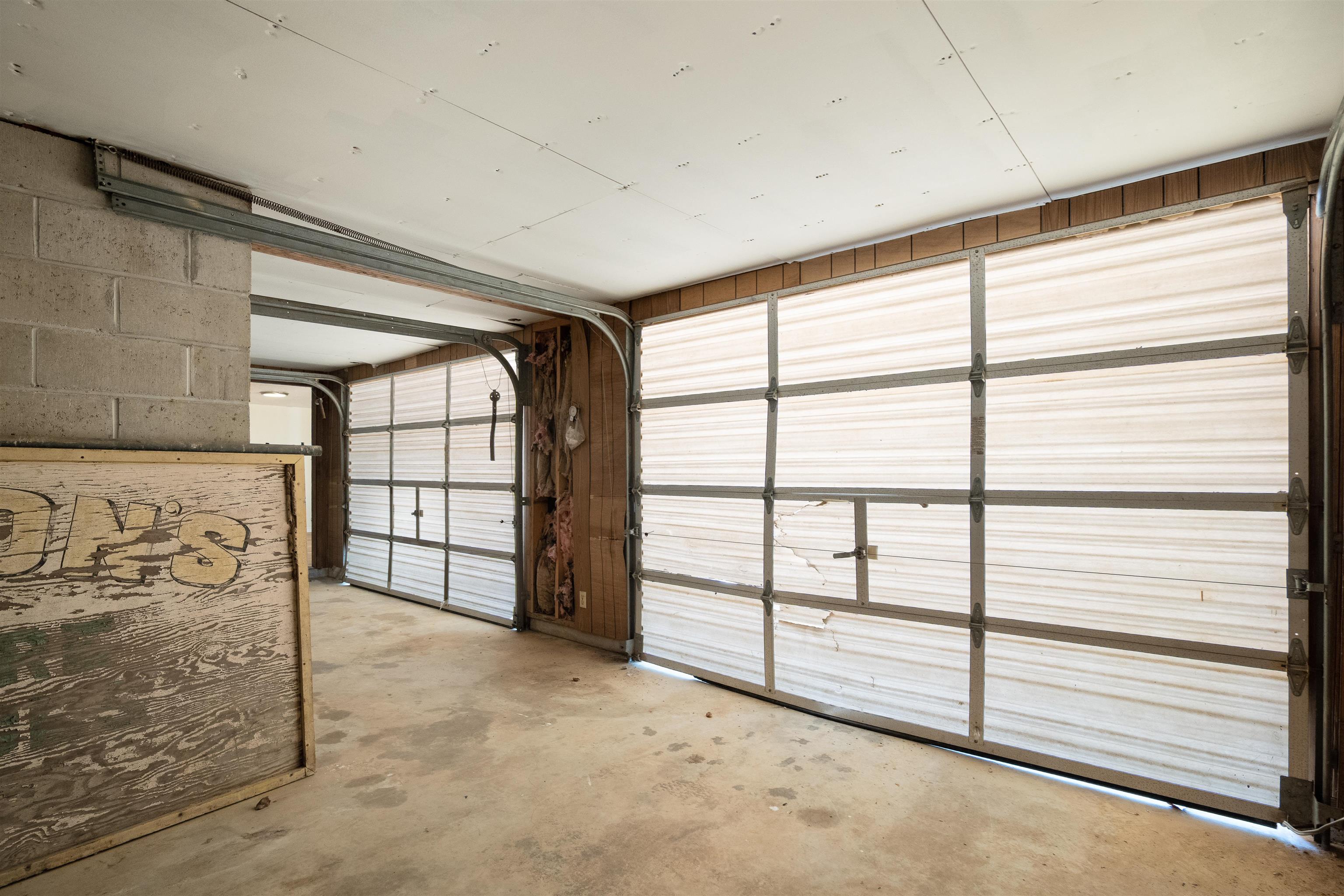 3555 Highway 167