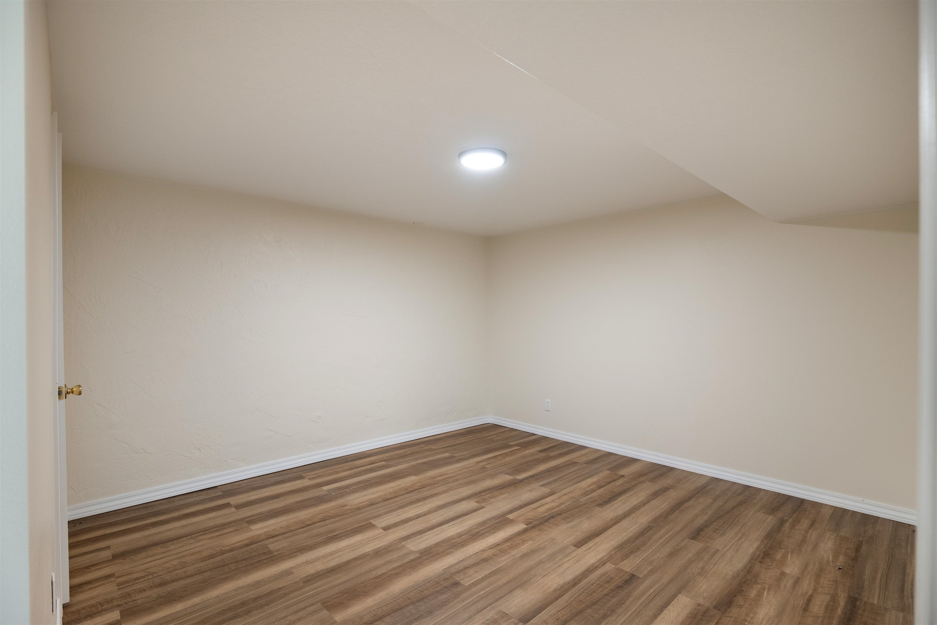 3555 Highway 167