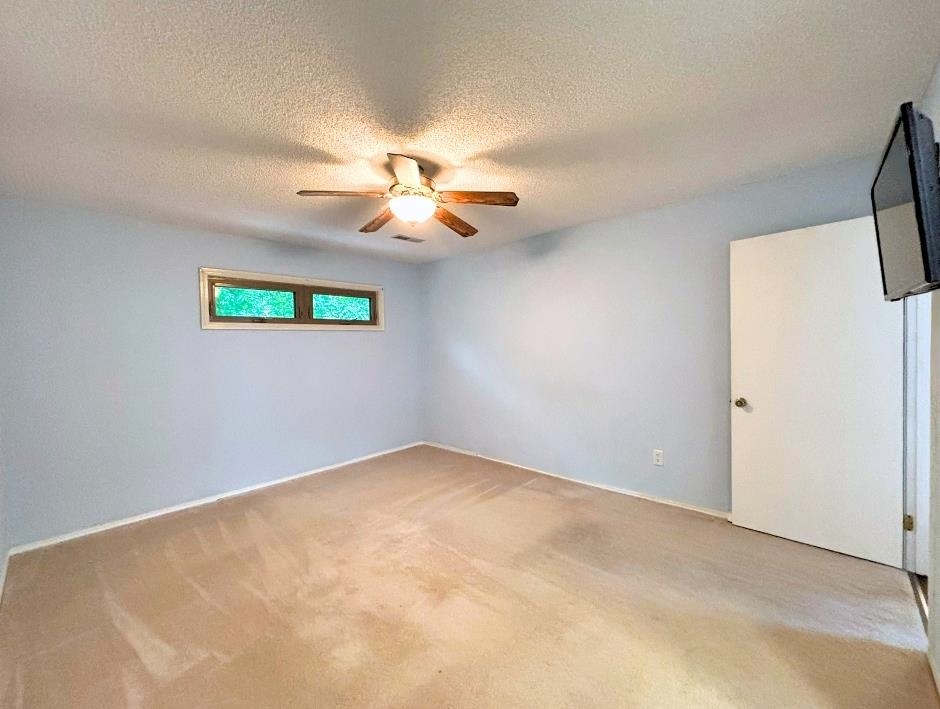28 Spring River Lane