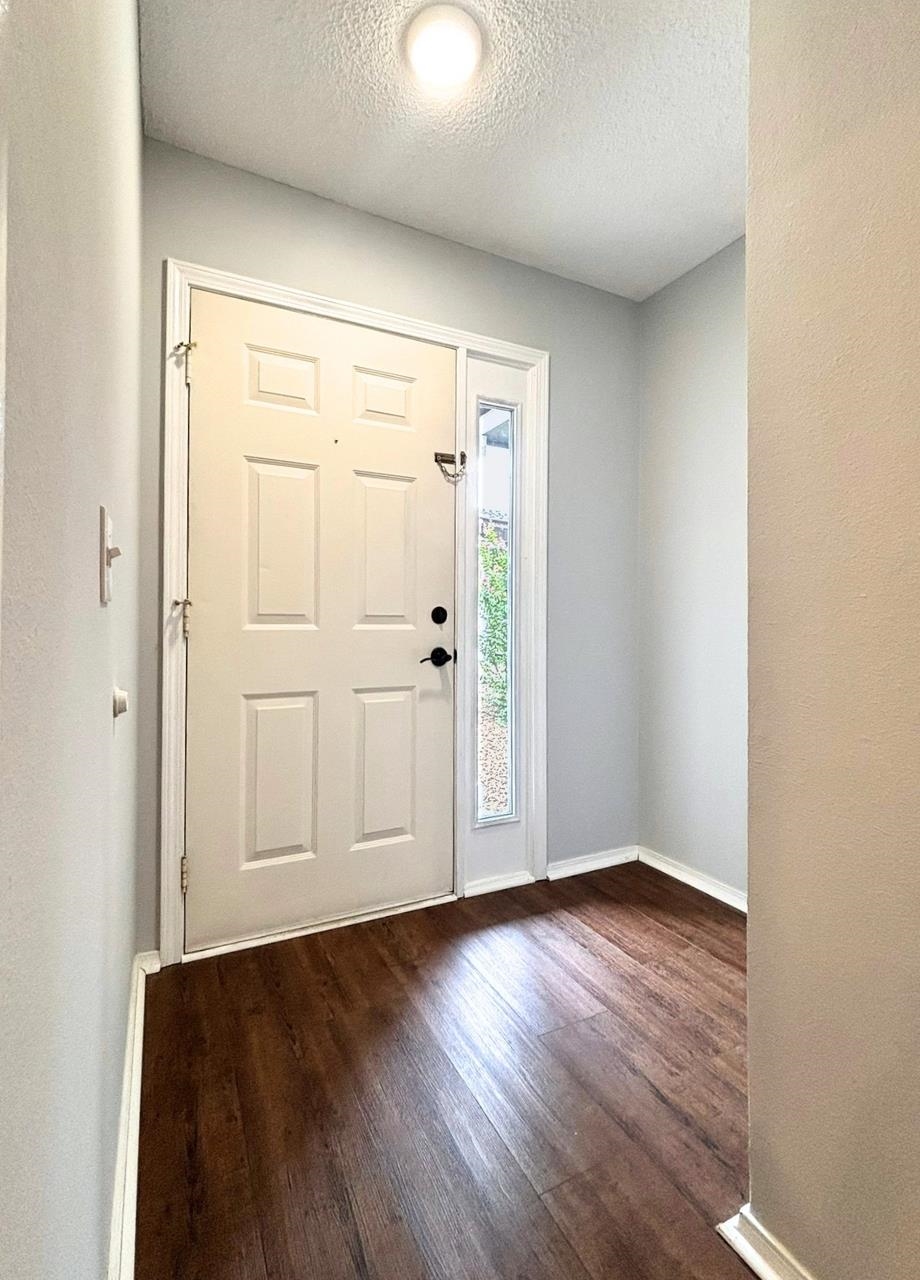 28 Spring River Lane