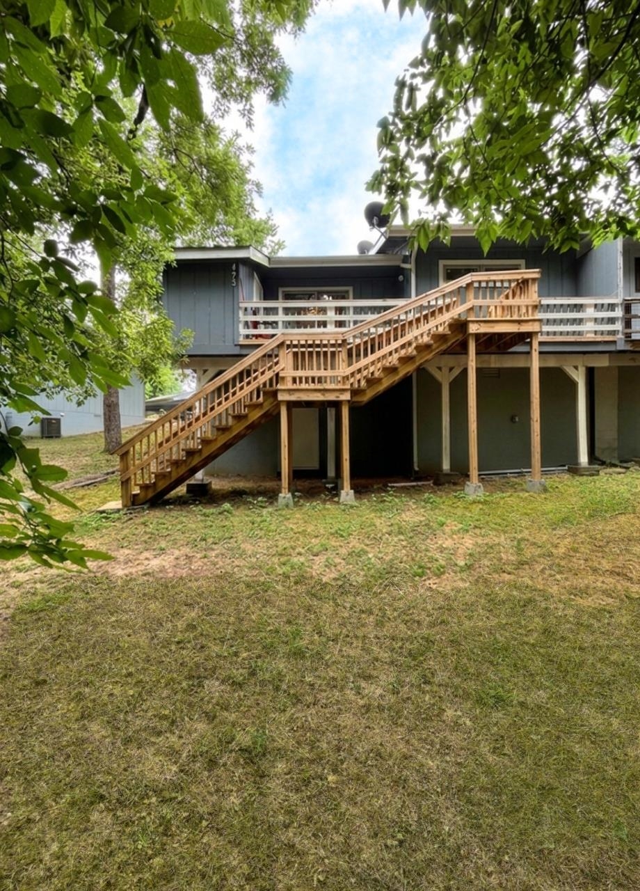 28 Spring River Lane
