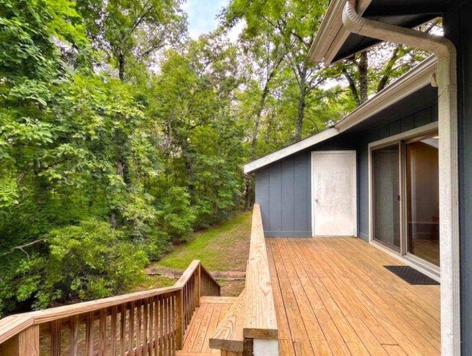 28 Spring River Lane
