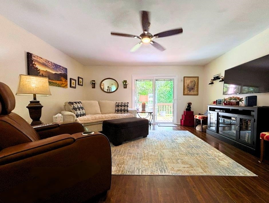 22 Spring River Lane
