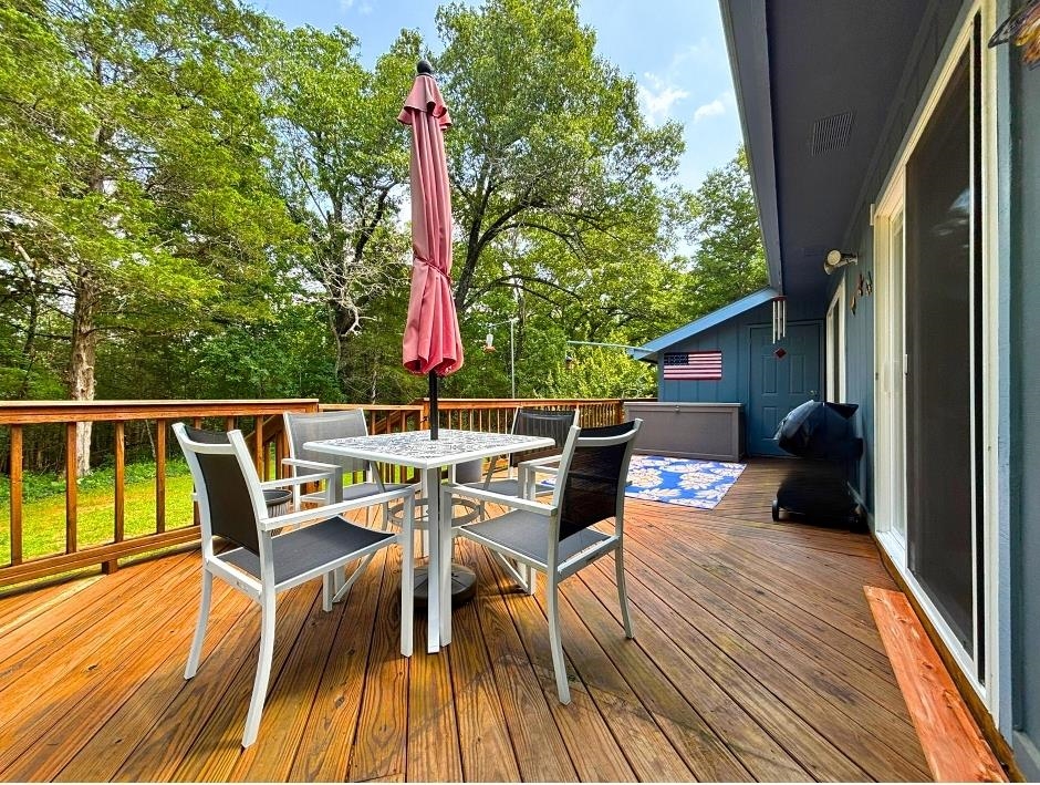 22 Spring River Lane